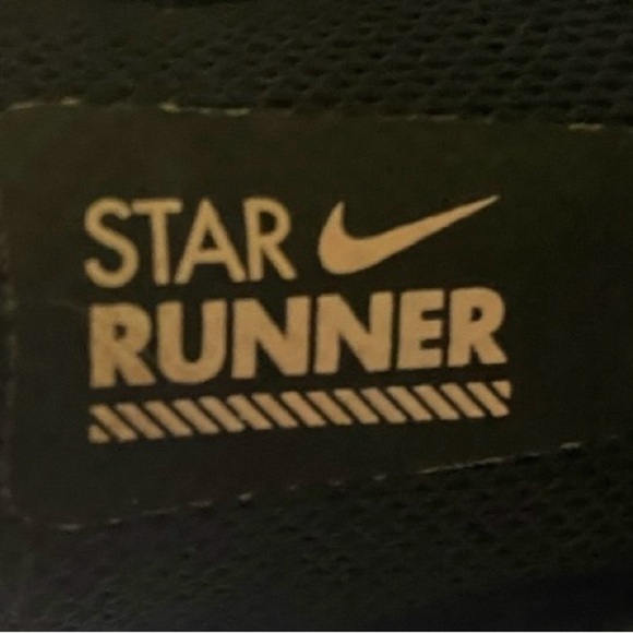 NIKE & VANS-GIRLS NIKE STAR RUNNER & VANS SLIDES-SIZE 12C - Picture 9 of 14